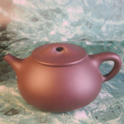 Zisha teapot Jing Zhou Shi Piao, handmade by 实力派匠人 曹丹 紫泥“景洲石瓢”