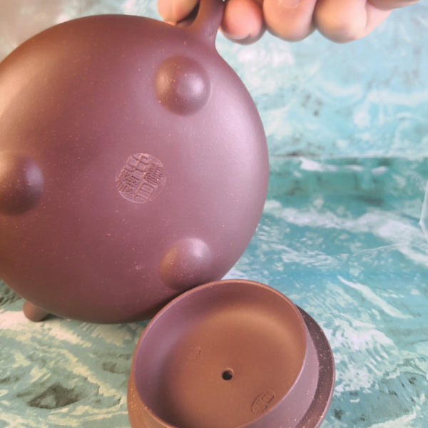 Zisha teapot Jing Zhou Shi Piao, handmade by 实力派匠人 曹丹 紫泥“景洲石瓢”