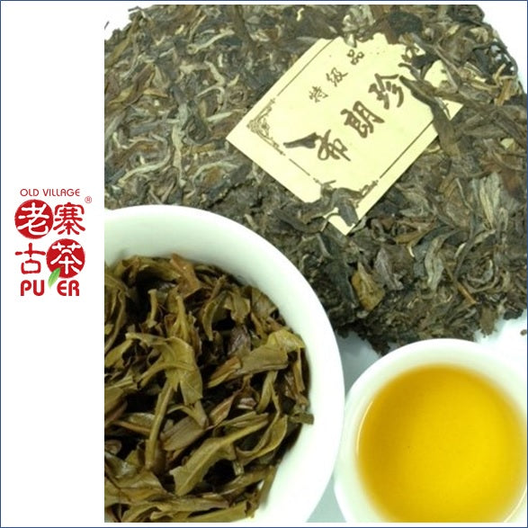 Mt. Bulang Raw PuEr tea cake, arbor trees, 2012 Premium Grade Spring 布朗山 老树普洱生茶 特级品 - Old Village Puer 老寨古茶