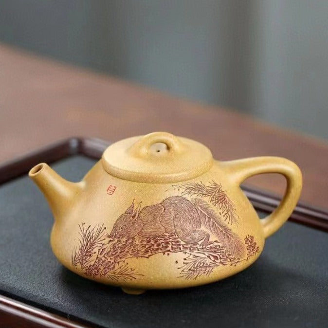 Zisha teapot Zi Ye Shi Piao, handmade by artist Level 2, MU Ming-Long 穆明龙(L2-2019)高温 本山段泥“子冶石瓢”