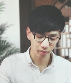 ZiSha Tea Pot by Master Zhang Ke 名家紫砂壶,张轲-黄金段泥 石瓢 - Old Village Puer 老寨古茶