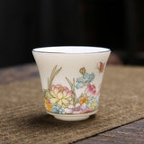 OVP white porcelain tasting cups with Decal and Gold Detailing, Blooming Flowers 70ml from Dehua, Fujian, China 繁花似锦 描金 撇口品茗杯