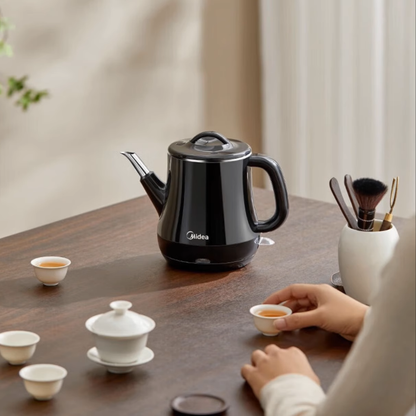 Electrical Tea Kettle 600ml by Midea - Safe and Convenient for Your Family