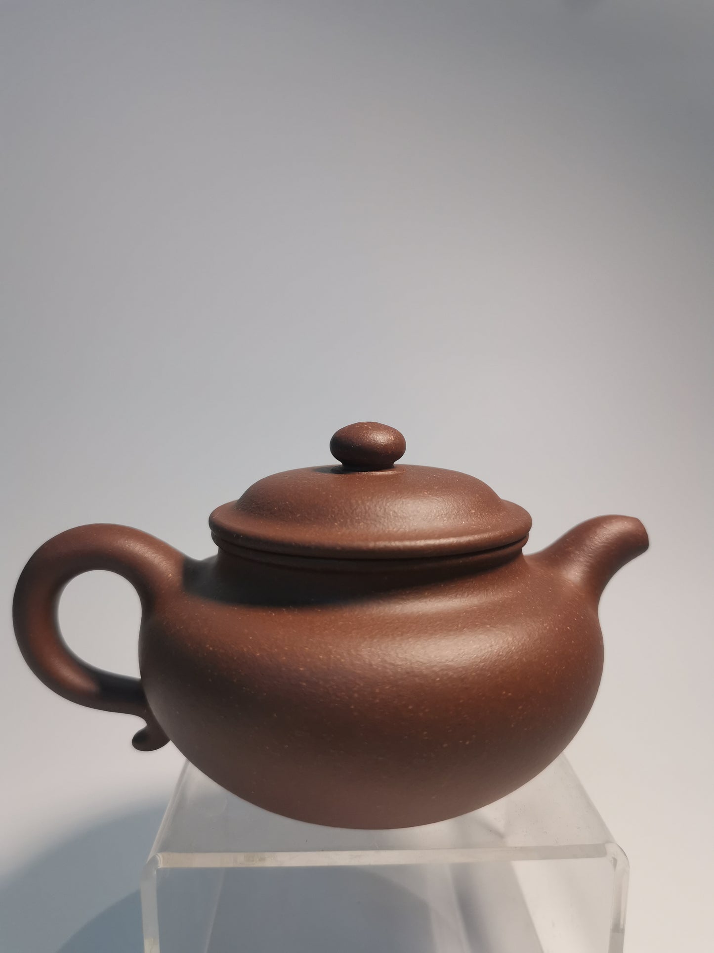 紫泥 莲子 紫砂壶 实力派匠人 徐坤鹏 手作 ZISHA TEAPOT LIAN ZI, Yixing Zisha teapot handmade by Studio Craftsmanship XU Kun Peng ZI NI