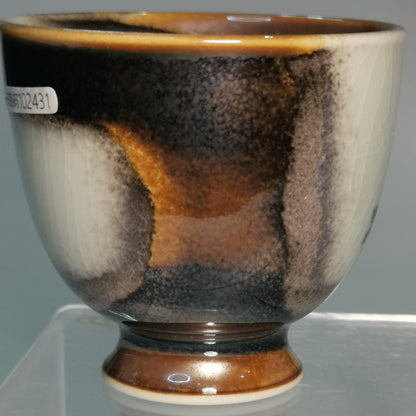 Xu Yafeng Jingdezhen Porcelain Tea Cup – Loquat & Magpie｜中国工艺美术大师 徐亚凤 · 枇杷喜鹊 闻香杯