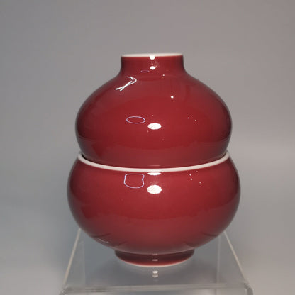 Fu Lu Shuang Zhi Warm Red Porcelain Cup Pair by Xiu Guangming｜2024 BRICS Official Event Gift｜修光明 福禄双至 暖红 福禄对杯