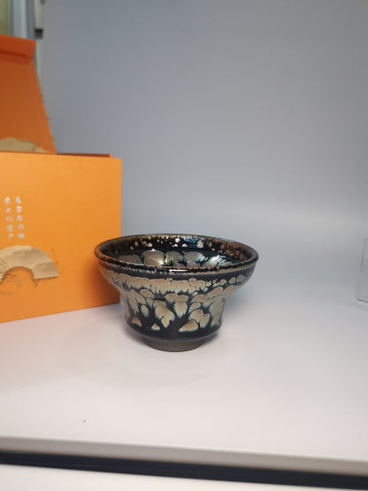 Zhi Jing Pink Peach Blossom Baihua Jianzhan Tea Bowl ZJ044｜Jian Ware with Artist Certificate｜支静 粉桃花百花盏