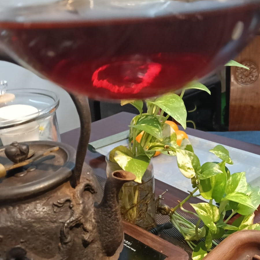 Shou PuEr tea brick 7581 Ripe Pu-erh 普洱熟茶 1980‘s -– Singapore Storage CNNP