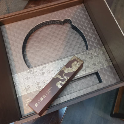 紧压茶礼盒（含茶刀及手提袋）| Tea Cake Gift Box with Tea Knife and Carrying Bag