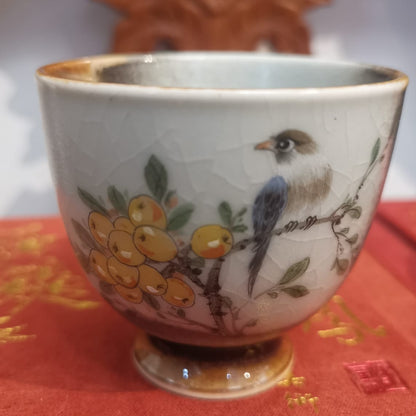 Xu Yafeng Jingdezhen Porcelain Tea Cup – Loquat & Magpie｜中国工艺美术大师 徐亚凤 · 枇杷喜鹊 闻香杯