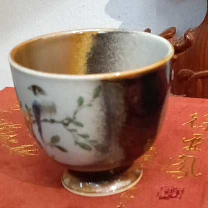 Xu Yafeng Jingdezhen Porcelain Tea Cup – Loquat & Magpie｜中国工艺美术大师 徐亚凤 · 枇杷喜鹊 闻香杯