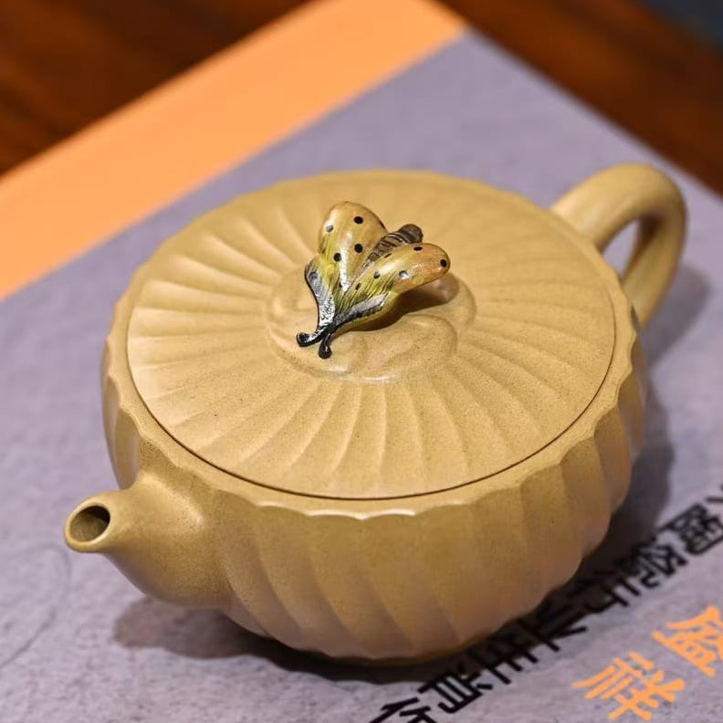 Yixing Zisha Pot Die Lian Hua Duanni by Tang Xuanwu Professor-level Senior Arts and Crafts Artist (TXW002)｜宜兴紫砂壶 段泥 蝶恋花 汤宣武 正高级工艺美术师
