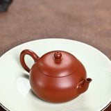 Zisha teapot PEAL SHAPE by artist Level 5, JIANG Chen 蒋晨（L5-2015）赵庄朱泥 小梨形