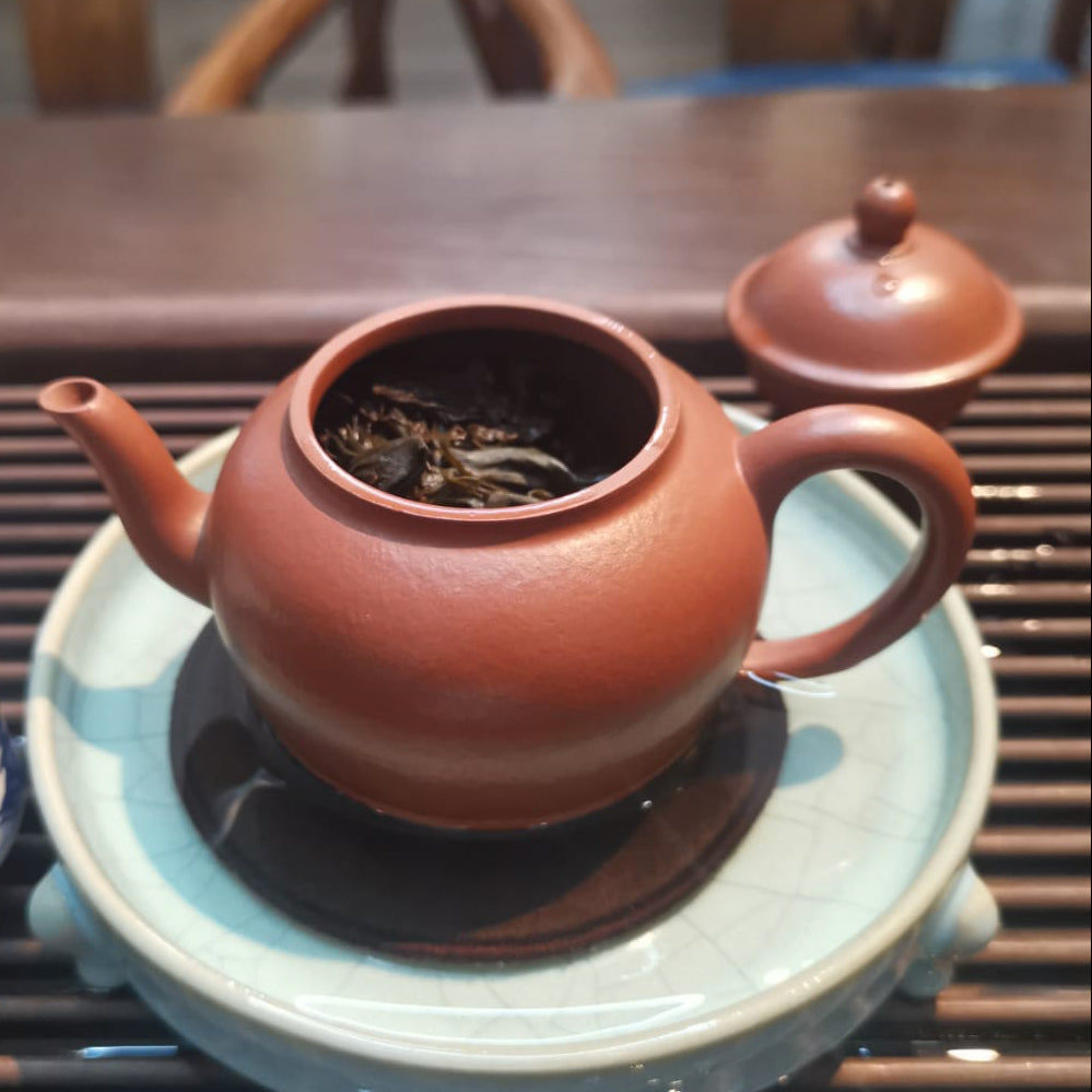 朱泥 宫灯壶 紫砂壶 实力派匠人 孙益双 手作 Yixing Zisha teapot handmade by Studio Craftsmanship SUN Yi-Shuang ZHU NI GONG DENG shape