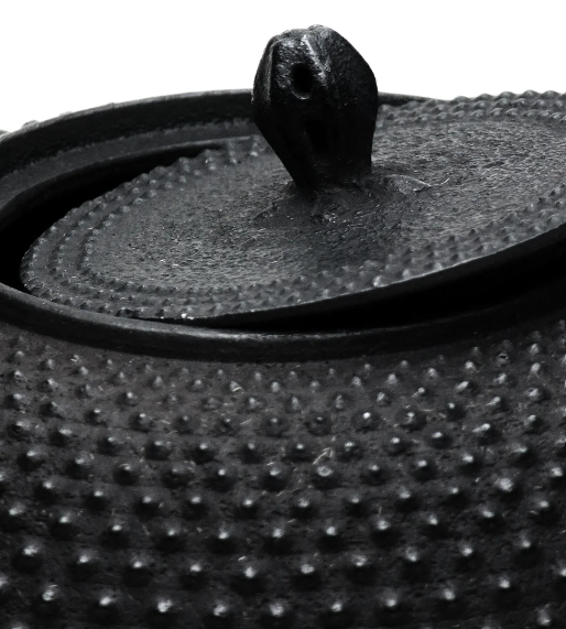 Japan Nanbu Tetsubin, Koizumi Nizaemon, Araremon-nanbugata-tetsubin 日本南部铁瓶，霰文南部形 御釜屋 小泉仁左衛門 十一代  供箱