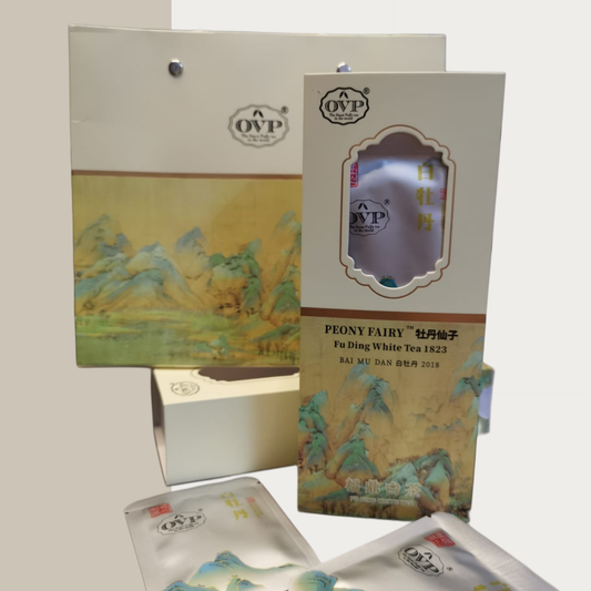 牡丹仙子™ 福鼎白茶 白牡丹 1823, 2018年礼盒装｜10片迷你茶砖 + 专属提袋 |Peony Fairy™ Fu Ding White Tea 1823, Bai Mu Dan, Vintage 2018 – 10 Mini Tea Bricks Gift Box