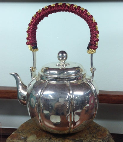 Japan Silver Kettle 日本纯银壶，湯沸 銀瓶 阿古陀型 - Old Village Puer 老寨古茶