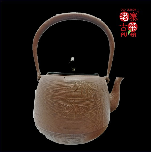 Japan Nanbu Satetsu Tetsubin, 日本南部砂铁瓶，保寿堂 菊地正直 造 糸目雅竹 - Old Village Puer 老寨古茶