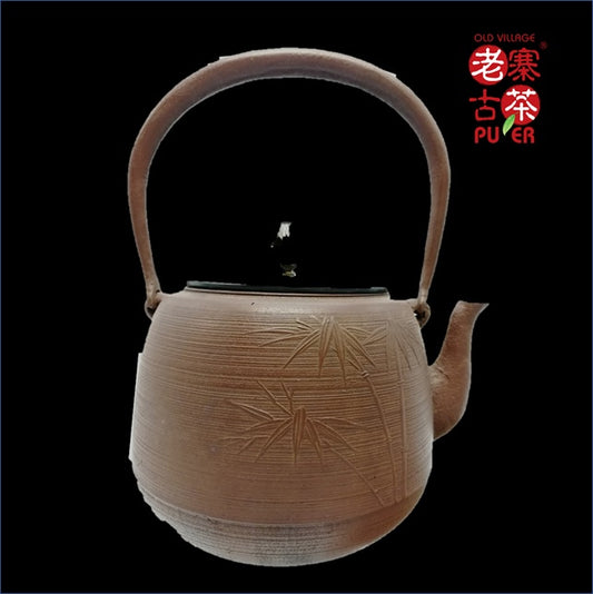 Japan Nanbu Satetsu Tetsubin, 日本南部砂铁瓶，保寿堂 菊地正直 造 糸目雅竹 - Old Village Puer 老寨古茶