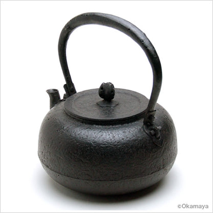 Japan Nanbu Tetsubin, Koizumi Nizaemon, Yuzu Gata 日本南部铁瓶，御釜屋 小泉仁左衛門 十代 柚子形 供箱 - Old Village Puer 老寨古茶