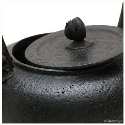 Japan Nanbu Tetsubin, Koizumi Nizaemon, Yuzu Gata 日本南部铁瓶，御釜屋 小泉仁左衛門 十代 柚子形 供箱 - Old Village Puer 老寨古茶