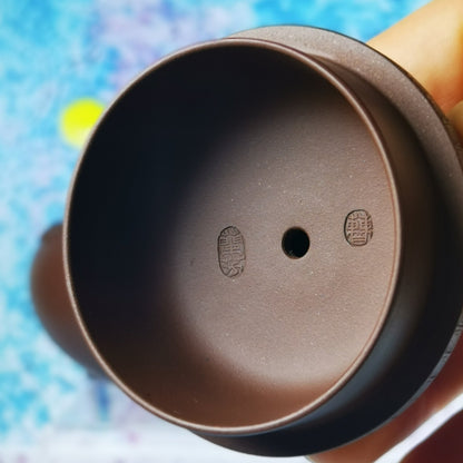 宜兴紫砂壶 紫泥 三脚云肩如意 曹兰芳 国家级高级工艺美术师 作品