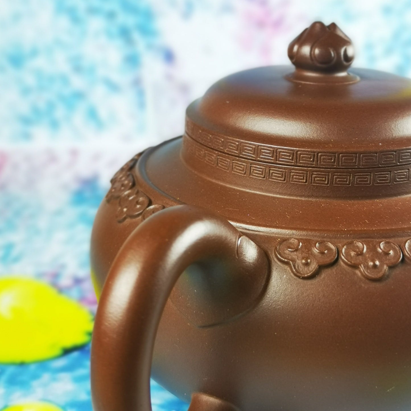 宜兴紫砂壶 紫泥 三脚云肩如意 曹兰芳 国家级高级工艺美术师 作品