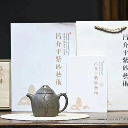 Zisha teapot Qin Quan, handmade by artist Level 3, LV Jie-Ping 吕介平（L3-2020） 青段 紫砂壶 “秦权”