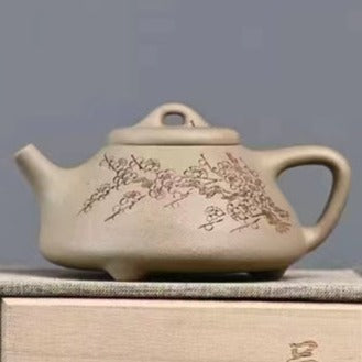 Zisha teapot by artist Level 3, LV Jie-Ping 吕介平（L3-2020） 本山绿泥 紫砂壶 “子冶石瓢”