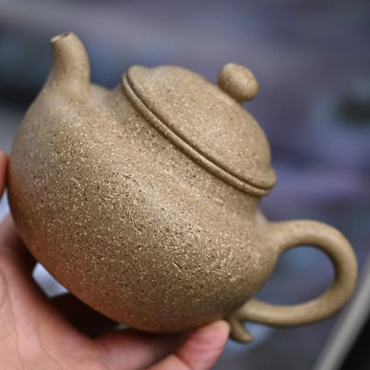 Zisha teapot Lian Zi, handmade by artist Level 3, YU Zhen 俞震（L3-2018）五彩段泥 DUAN NI “莲子”