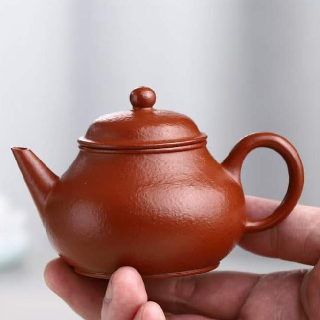 朱泥 芭乐 紫砂壶 国家级 工艺美术员 朱丽萍 Yixing Zisha teapot by artist Level 5, ZHU Li-Ping（L5-2012）ZHU NI Guava Shaped (BA LE HU)