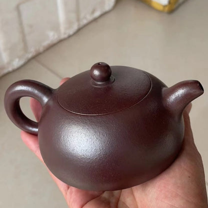 Zisha teapot Half Moon (BAN YUE), handmade by artist Level 3, SHENG Zhong Jie 盛中杰（L3-2015）Shi Hong 石红“半月”