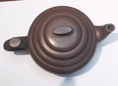 大水潭紫泥 水平上新桥 紫砂壶 国家级 工艺美术员 朱丽萍 Yixing Zisha teapot handmade by artist Level 5, ZHU Li-Ping（L5-2012）ZI NI Shang Xin Qiao shape