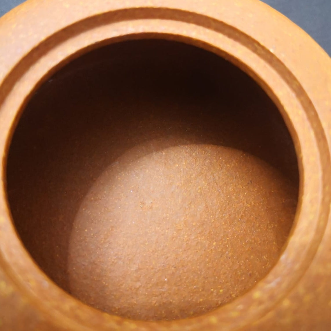 宜兴紫砂壶 黄降坡 井栏壶 勇淑英 国家级研究员级高级工艺美术师  (L1-1993)