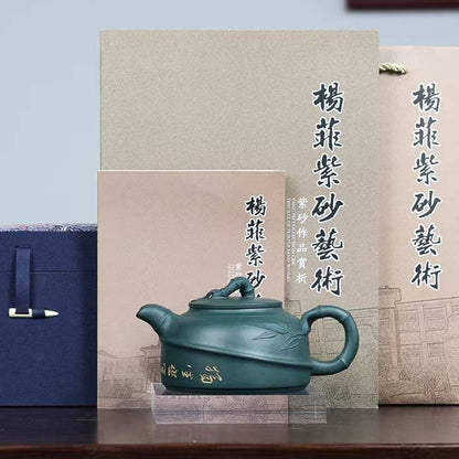 Zisha teapot Qu Zhu, handmade by artist Level 3, YANG Fei 杨菲（L3-2021）民国绿泥 紫砂壶 “曲竹”