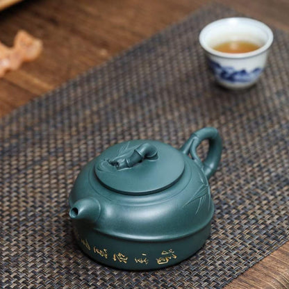 Zisha teapot Qu Zhu, handmade by artist Level 3, YANG Fei 杨菲（L3-2021）民国绿泥 紫砂壶 “曲竹”